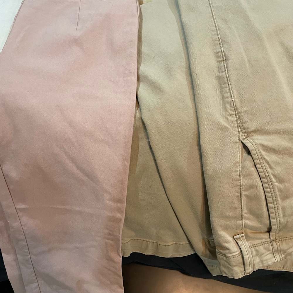 Violets & Roses brand coral colored dress pants. Size 4/27. - Picture 4 of 4